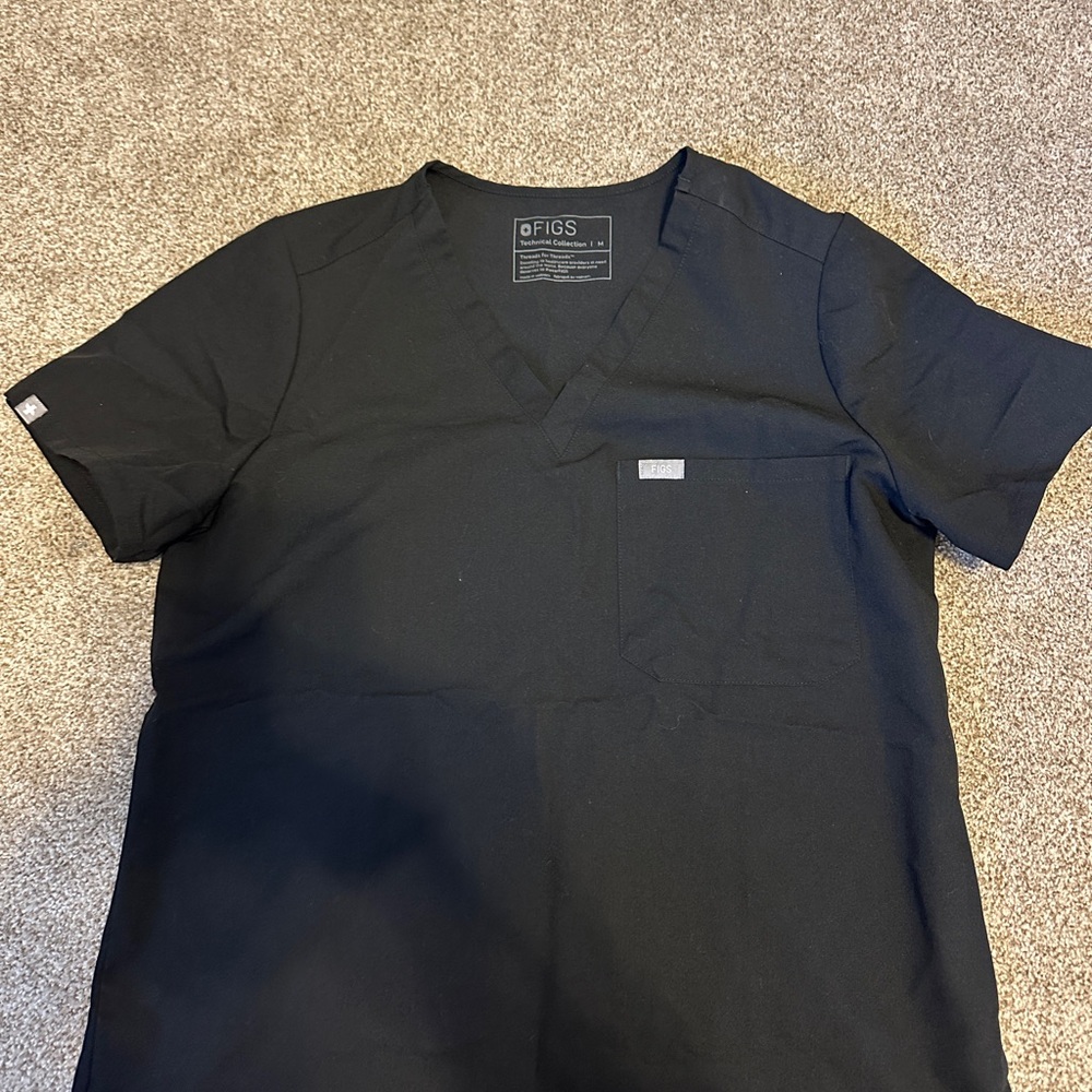 Figs women’s Catarina One-Pocket Scrub Top size medium